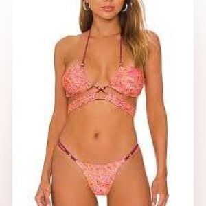 NWOT - Vix Gi bikini set in Magritte